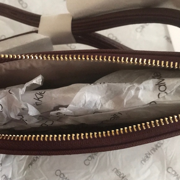 Red Calvin Klein Crossbody bag - Picture 3 of 4